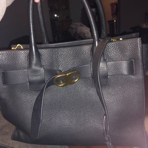 EUC Tory Burch Gemini link black leather tote